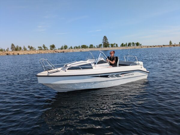 Ultra 57 WA
